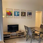 F2 Centre Lit 180 Parking Gratuit Apartment