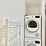 Apartment F2 Centre Lit 180 Parking Gratuit