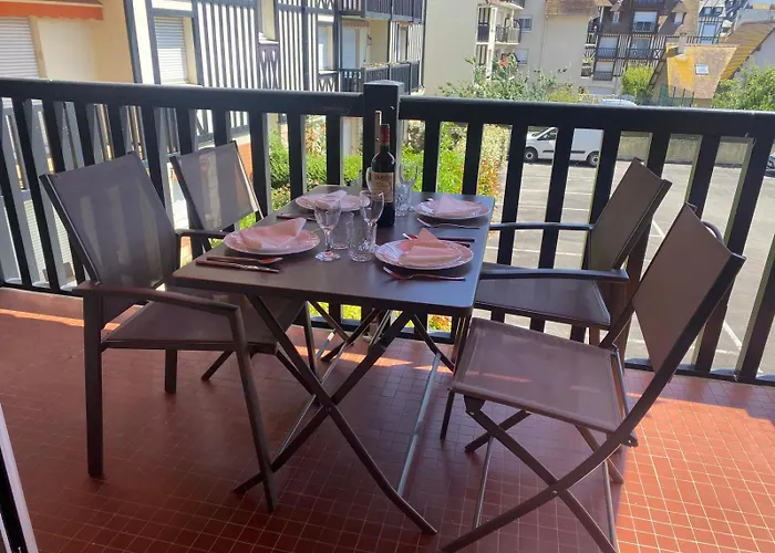 F2 Centre Lit 180 Parking Gratuit * Довиль