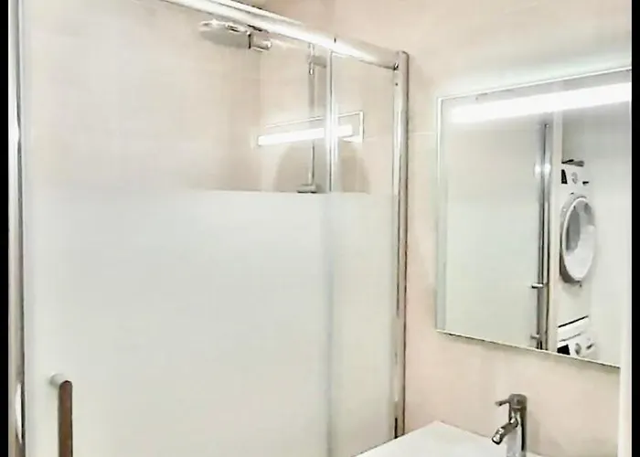 F2 Centre Lit 180 Parking Gratuit * Довиль