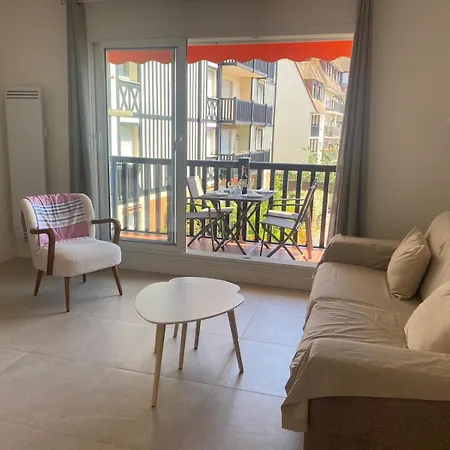 شقة F2 Centre Lit 180 Parking Gratuit *