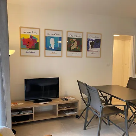 F2 Centre Lit 180 Parking Gratuit شقة