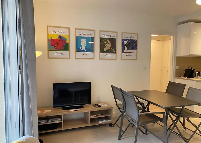 F2 Centre Lit 180 Parking Gratuit Apartment